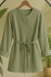 Capraz Düğmeli bel bağcıklı  Tunik Yeşil BK9530