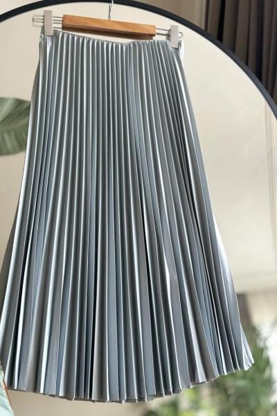 Deri görünümlü piliseli etek  gri SG30209