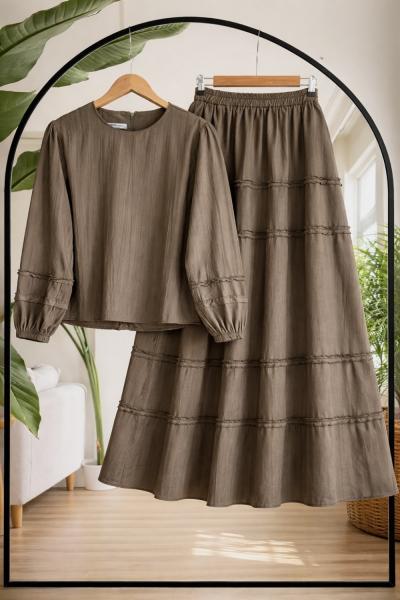 Etek ve kol fırfırlı Takım Kahverengi UMS50342