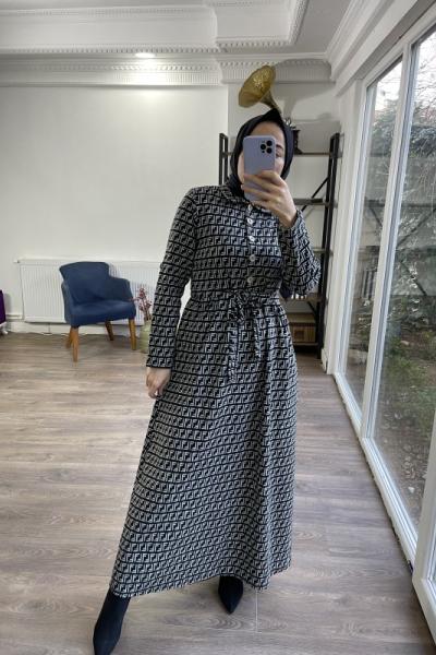 1375 Fendi bele kadar düğmeli bağcıklı elbise