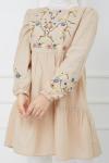 Kol ve ön nakış işlemeli tunik  bej PNK1111