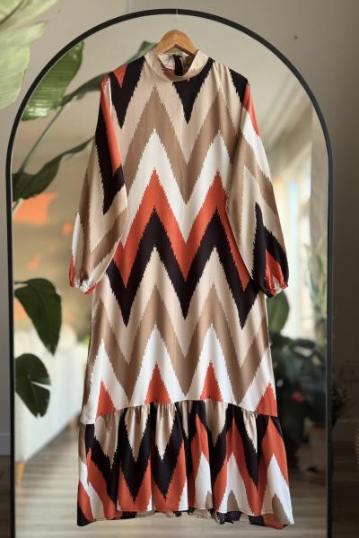 Kuşaklı viskon kumaş Desenli Elbise Kahve  SLT 30316