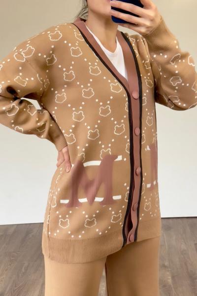 M yazılı hırkalı Triko takım camel TCN4010