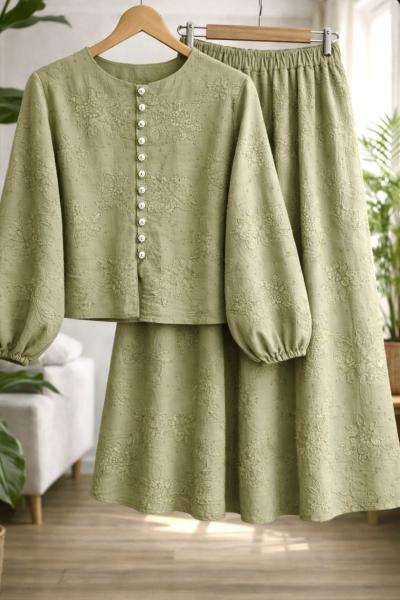 Nakışlı kumaş işleme Etek blüz takım Yeşil UMS60349