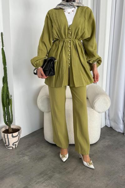 Önü düğmeli  V yaka Takım Yeşil YRN3035