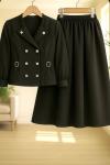 Önü  düğmeli Kırvrık Yaka etek ceket Takım Siyah TCN40146