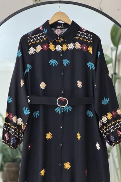 Papatya Desenli Kemerli Tesettür Elbise Siyah UMS50271