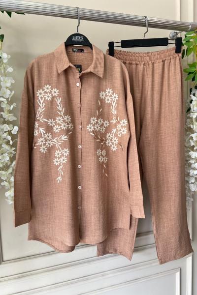 Papatya nakışlı Keten Takım Camel UMS50236