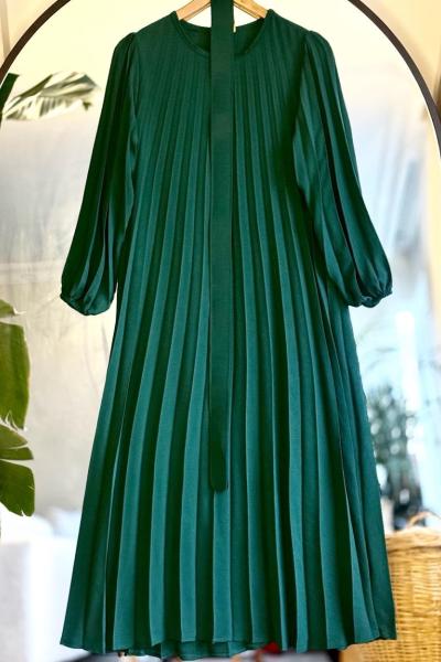 piliseli ayrobin kumaş kemerli elbise Yeşil  HBS30210