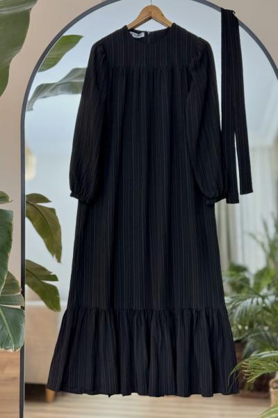 Robalı Etek fırfırlı Kuşaklı Elbise Siyah  KRN30288