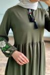 Robalı kol nakışlı elbise haki 1844