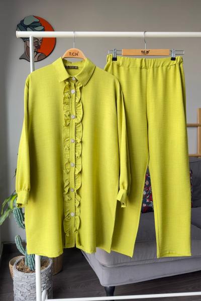 Taş düğmeli Fırfırlı Keten Takım  YağyeşilTCN4071