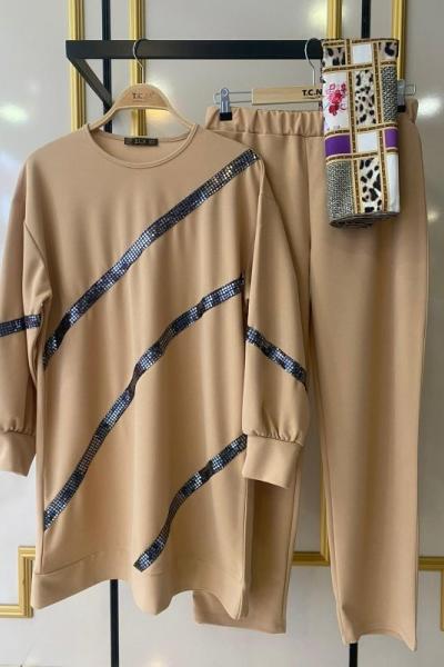Taş işlemeli Scuba Krep takım Camel TCN1272