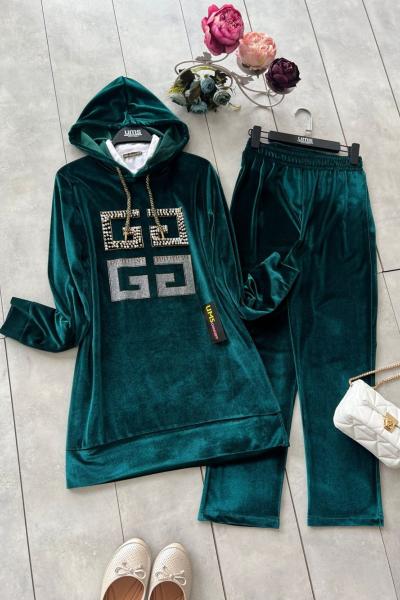 Taş işlemeli kadife takım zümrütyeşil UMS5099