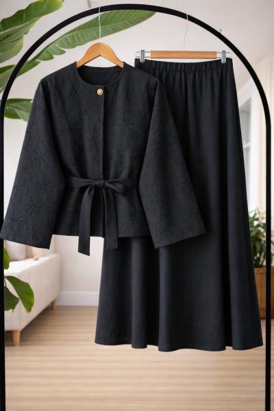 Tek düğmeli Nakış işlemeli ceket takım Siyah TB8084