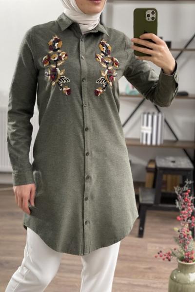 Yaka bakışlı boncuklu tunik