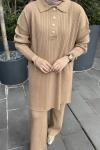 Yaka düğmeli simli Triko Takım Camel TCN4062
