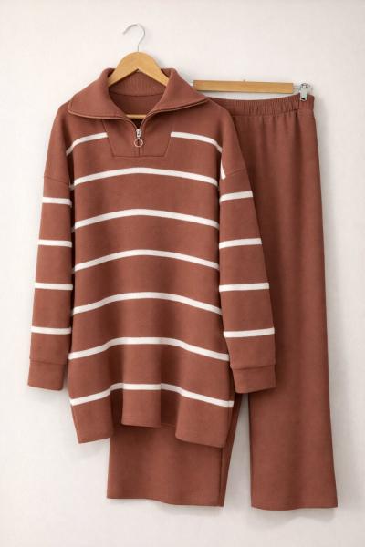 Yaka fermuarlı çizgili triko takım  gül SLT30179