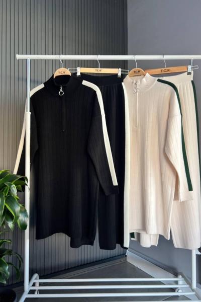 Yaka fermuarlı Tek çizgi Triko Takım Siyah TCN4079