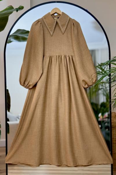 Yaka Taş İşlemeli Keten Elbise Bej NEW30294
