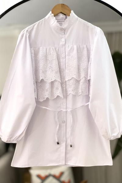 Yaka ve önü dantelli tunik  Beyaz YR30540
